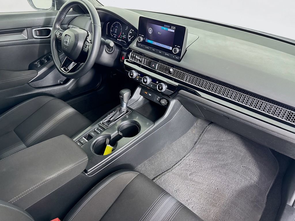 Used 2023 Honda Civic Sport image 32