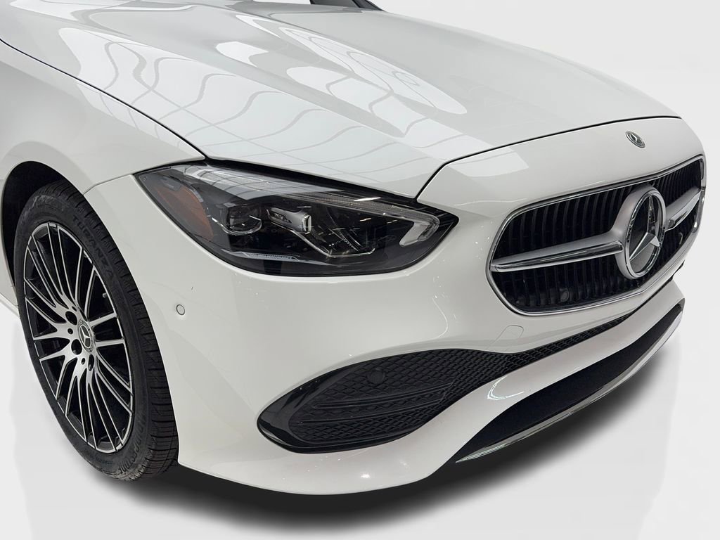 Used 2024 Mercedes-Benz C 300 4MATIC Sedan image 3