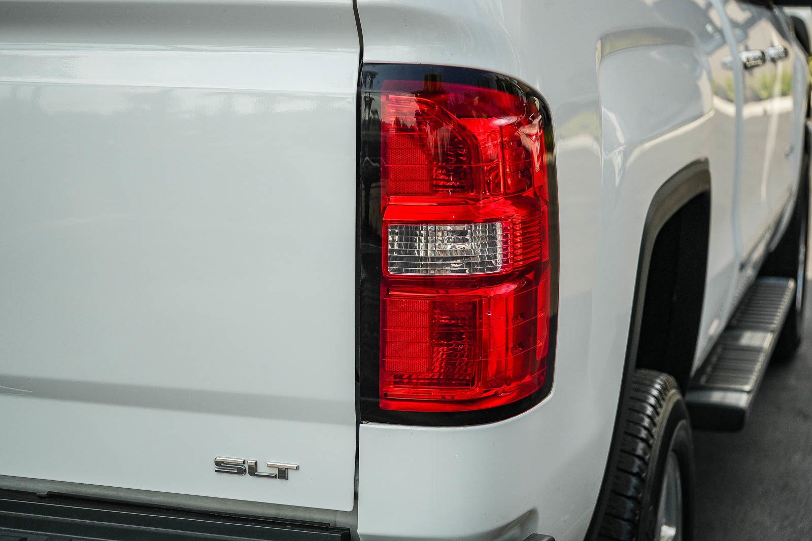 Used 2015 GMC Sierra 2500 SLT w/ SLT Preferred Package AWD/4WD image 7