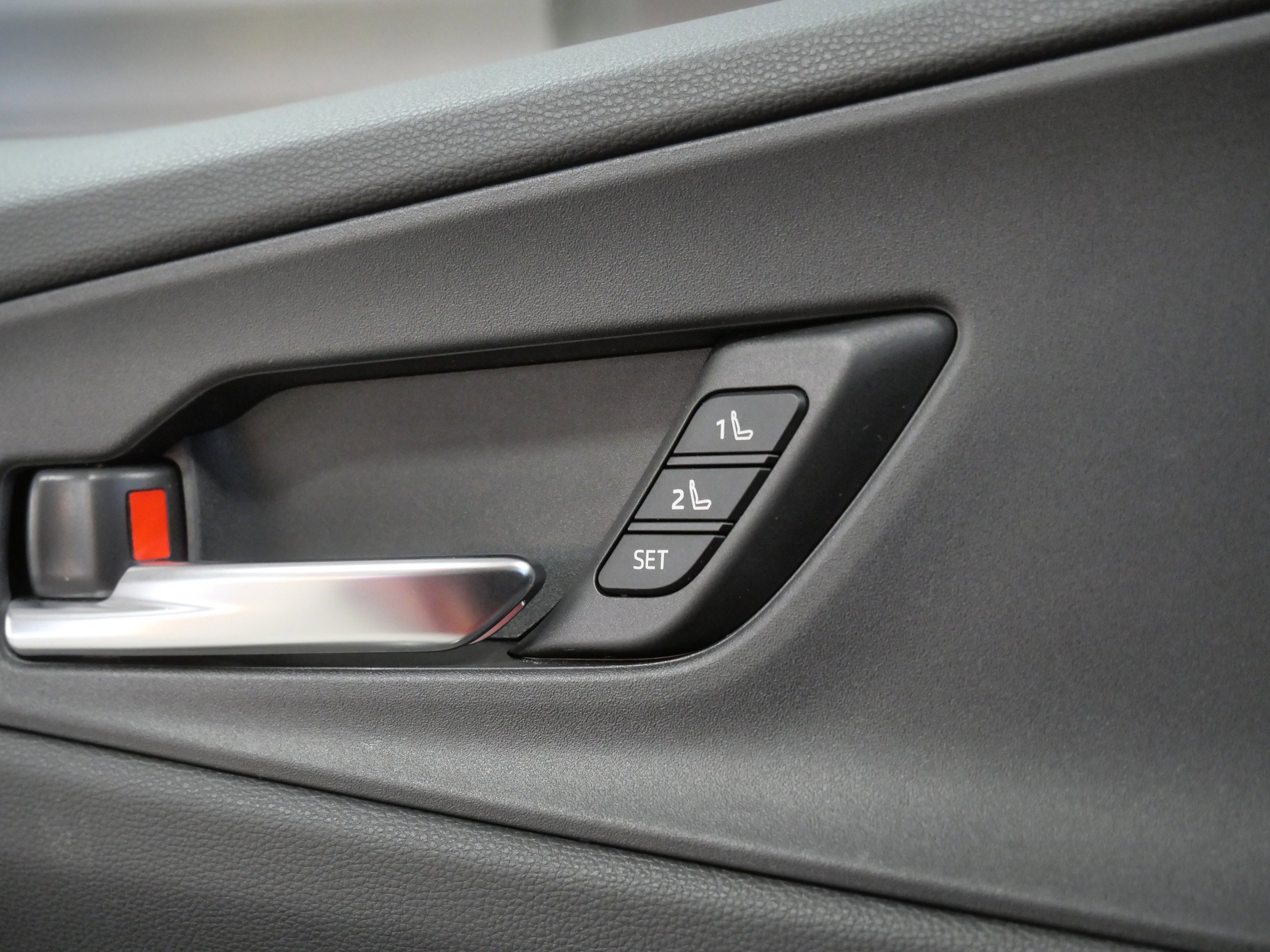 Used 2024 Toyota Prius Prime Premium image 36