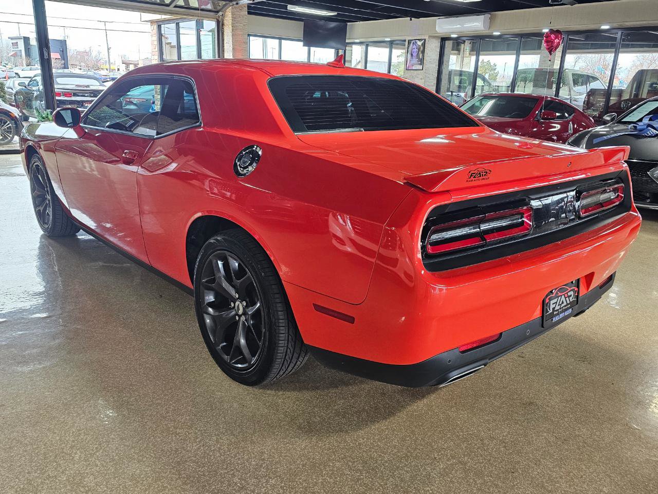 Used 2017 Dodge Challenger SXT Plus image 5