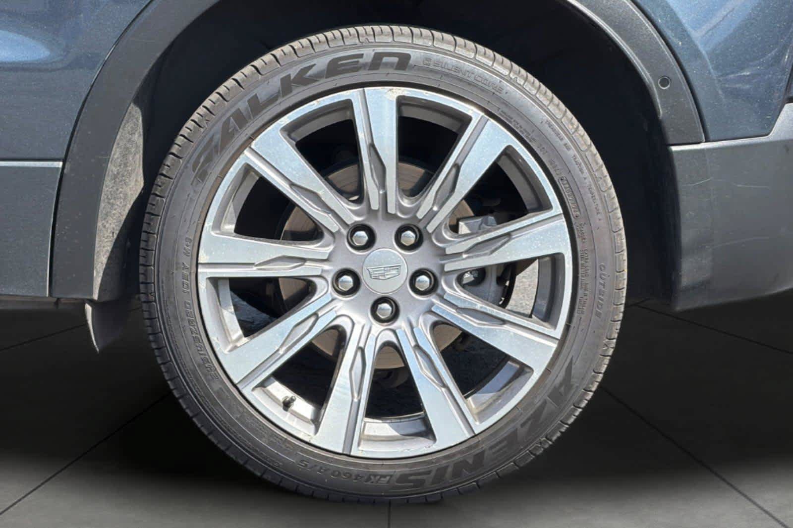 Used 2019 Cadillac XT4 Premium Luxury w/ Enhanced Visibility Package AWD/4WD image 11
