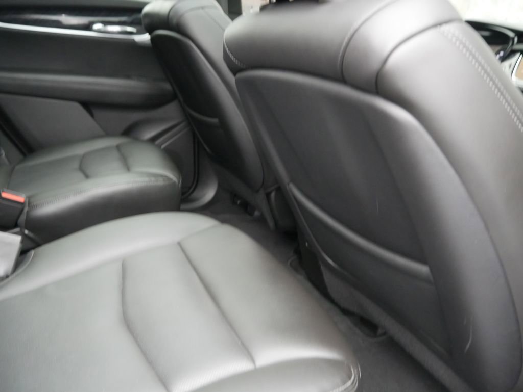 Used 2024 Cadillac XT6 Premium Luxury w/ Technology Package image 30