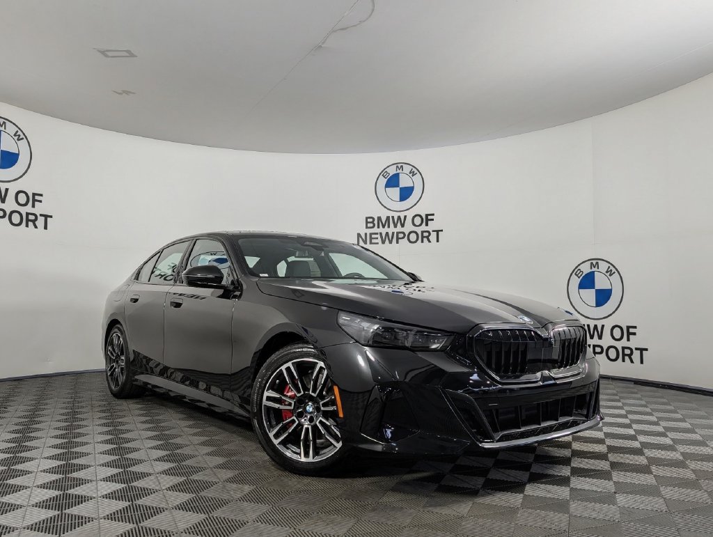 New 2027 BMW 530i xDrive w/ M Sport Package AWD/4WD image 3