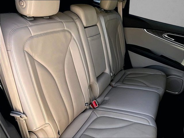 Used 2018 Lincoln MKX Reserve w/ Driver Assistance Package AWD/4WD image 26