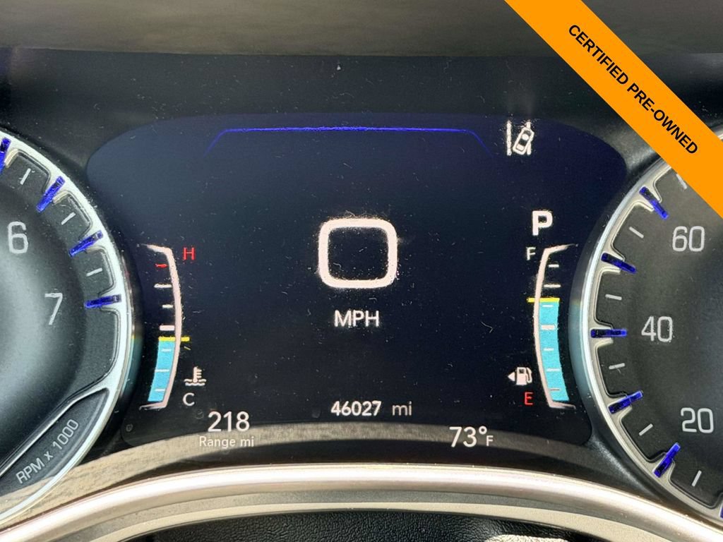 Certified 2025 Chrysler Pacifica Select FWD image 25