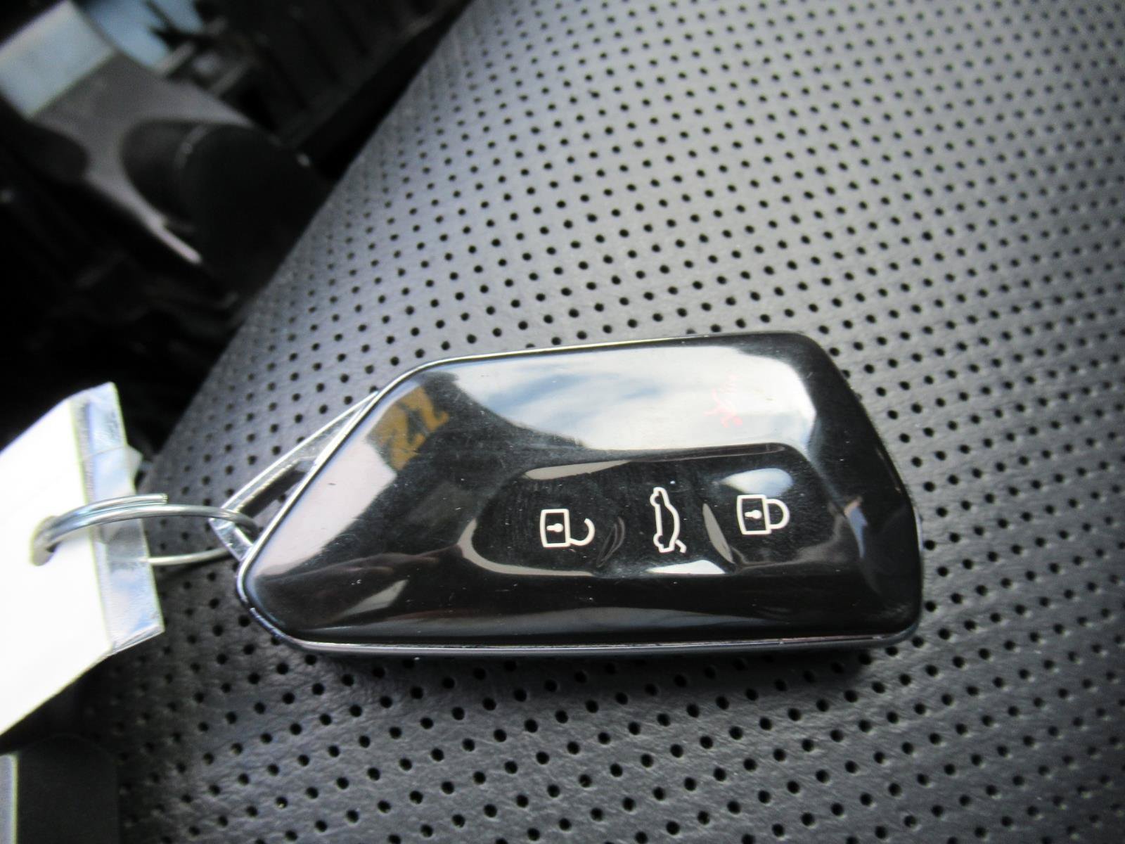 Used 2022 Volkswagen GTI SE FWD image 25