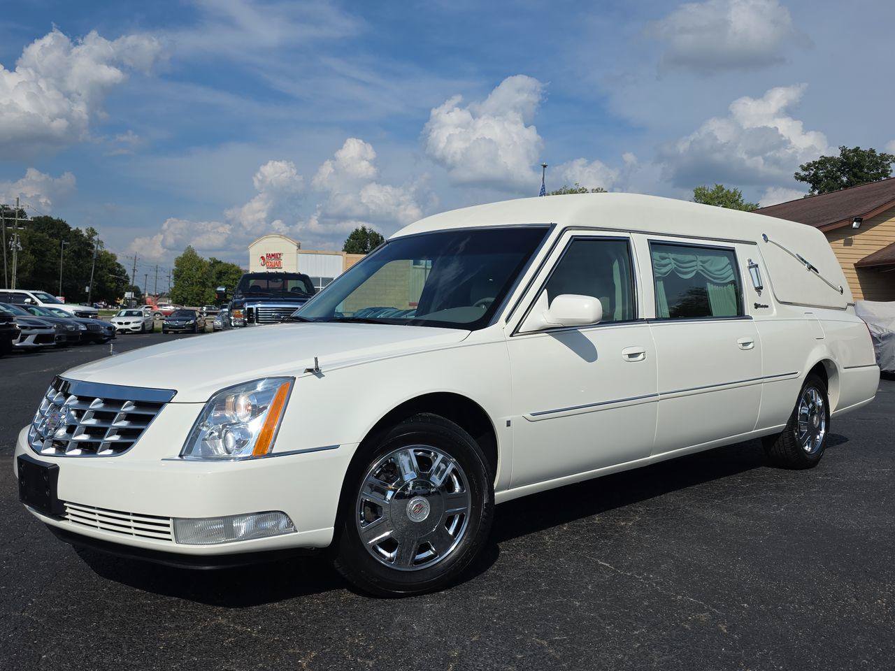 Used 2008 Cadillac DTS Hearse FWD image 1