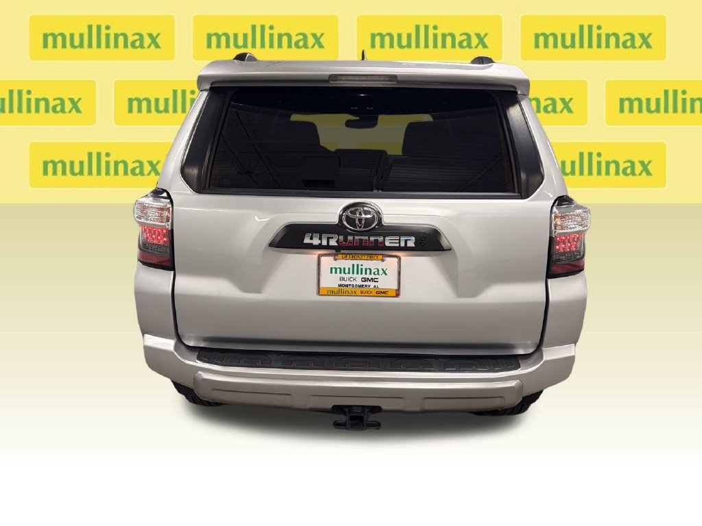 Used 2023 Toyota 4Runner TRD Off-Road AWD/4WD image 17
