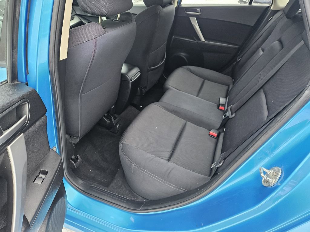 Used 2010 MAZDA MAZDA3 s Sport image 13