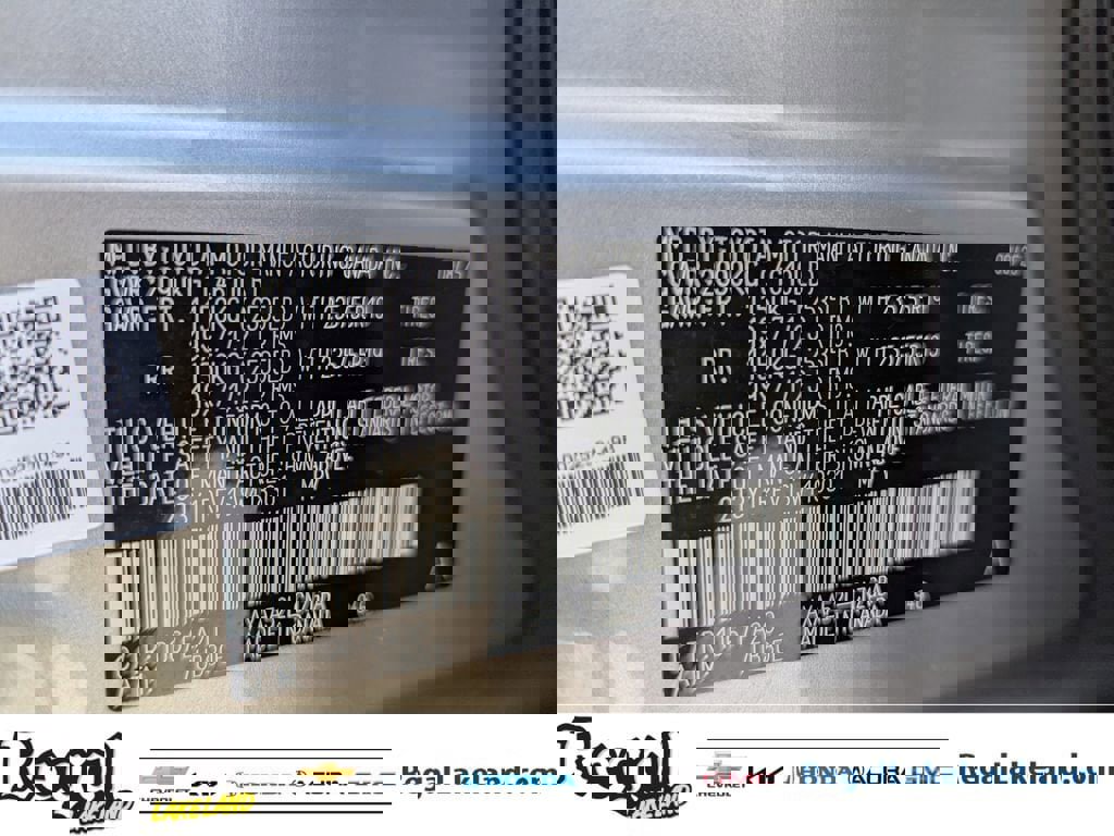 Used 2025 Toyota RAV4 Limited image 35