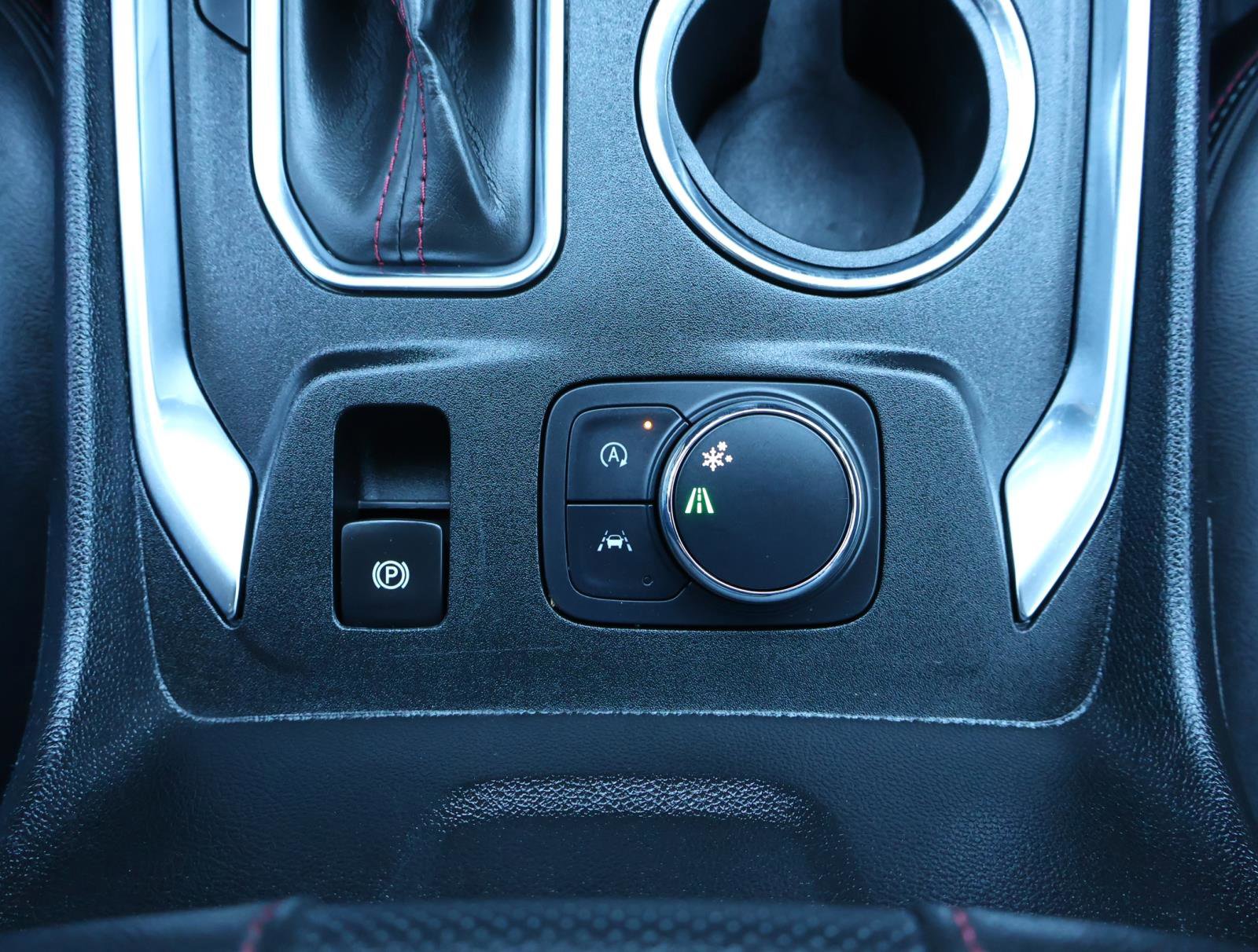 Used 2023 Chevrolet Traverse RS image 26