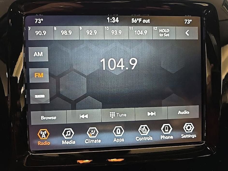 Used 2021 Jeep Cherokee Limited image 20