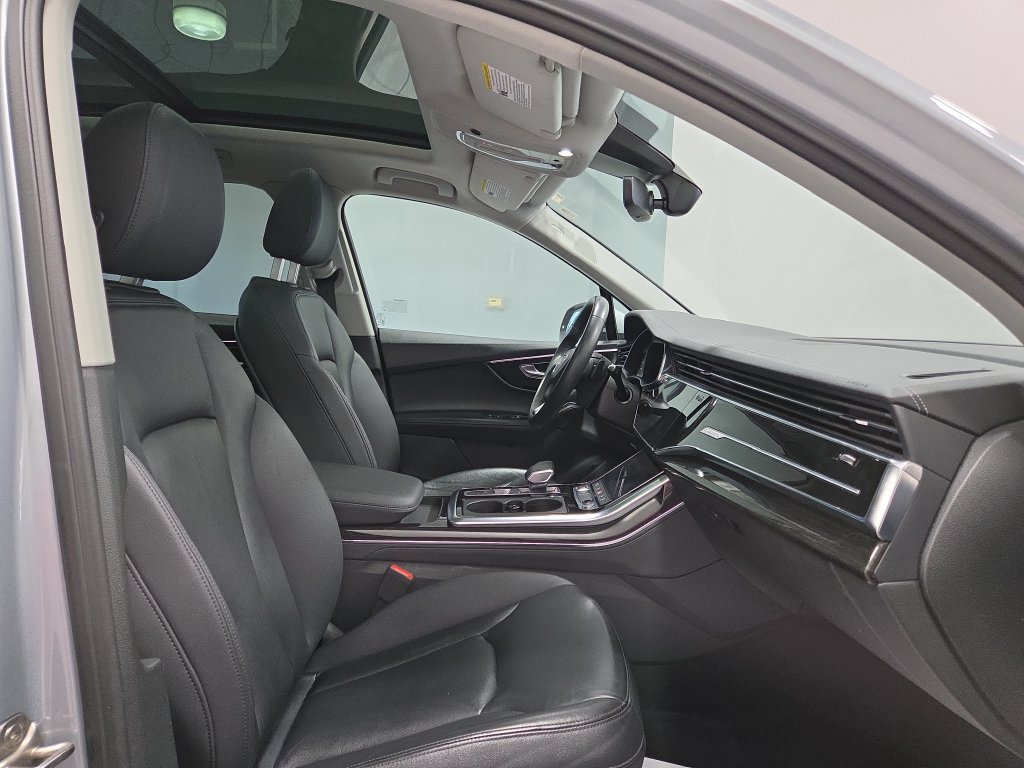 Used 2024 Audi Q7 3.0T Premium Plus AWD/4WD image 21