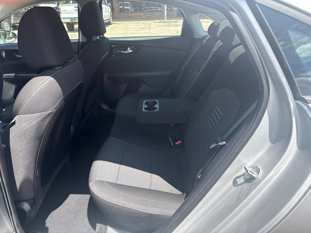 Used 2019 Kia Forte S FWD image 12