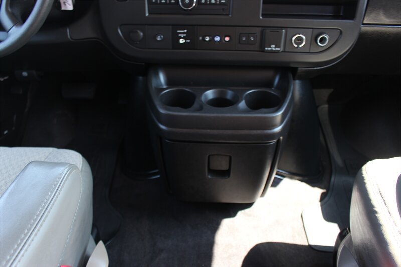 Used 2020 Chevrolet Express 3500 LT w/ LT Preferred Equipment Group RWD image 20