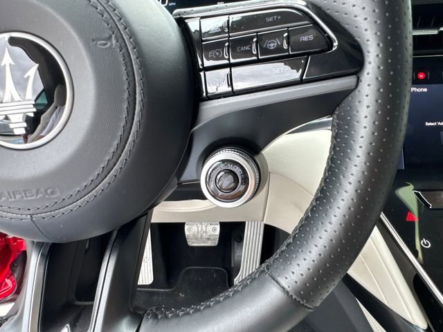 Used 2024 Maserati GranTurismo Trofeo AWD/4WD image 18