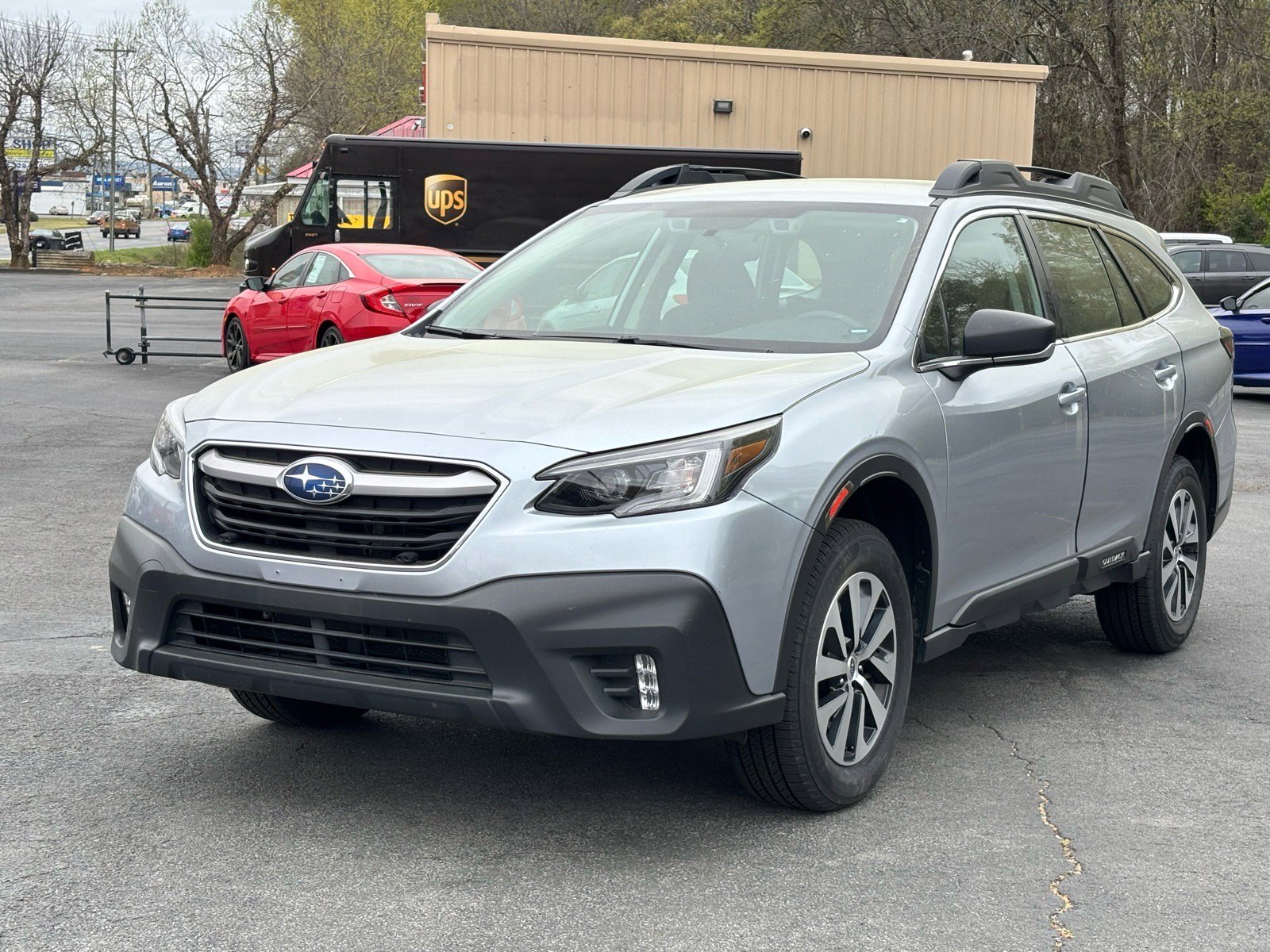 Used 2022 Subaru Outback AWD/4WD image 2