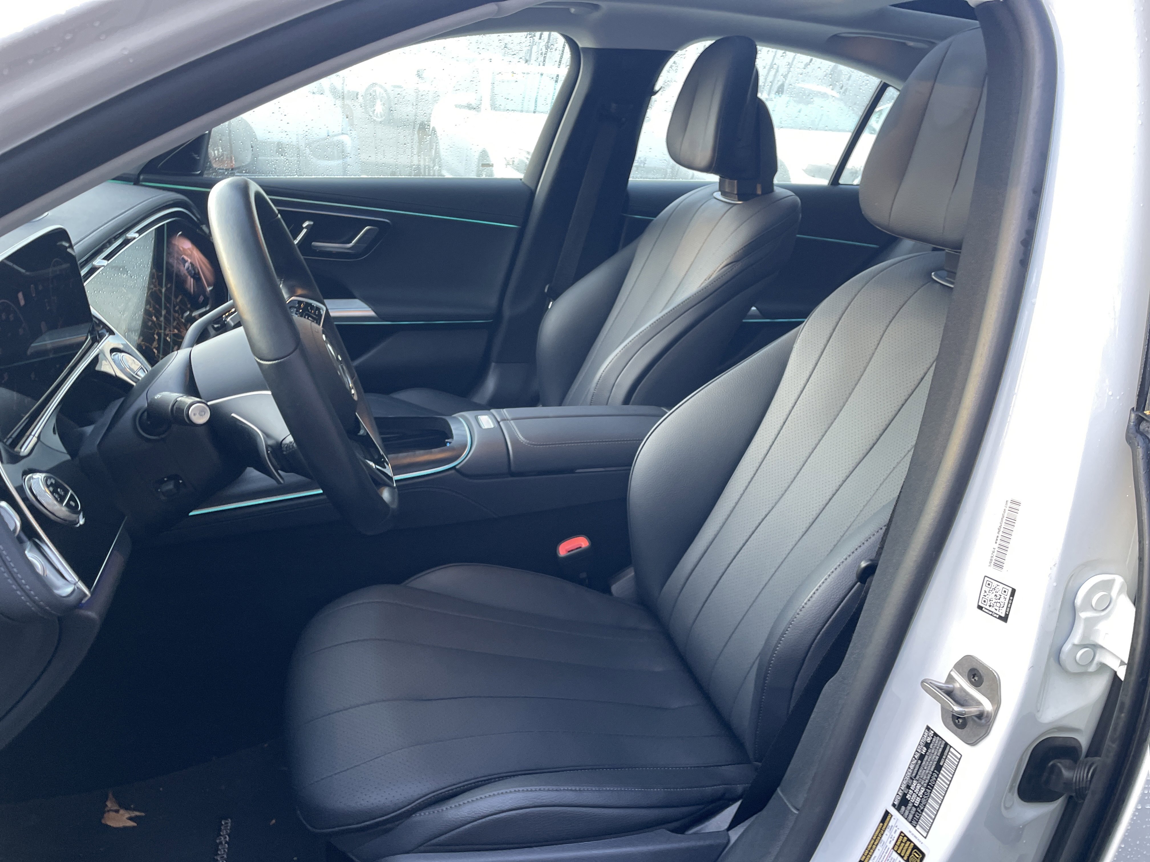 Used 2025 Mercedes-Benz E 350 4MATIC Sedan image 22