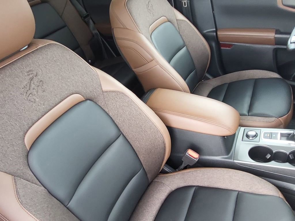 Used 2025 Ford Bronco Sport Outer Banks w/ Outer Banks Tech Package+ image 34