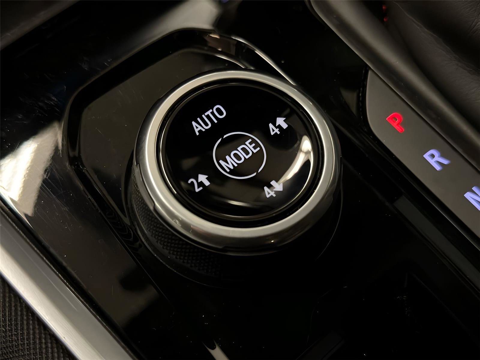 Certified 2024 Chevrolet Colorado Z71 w/ Z71 Convenience Package 2 image 20