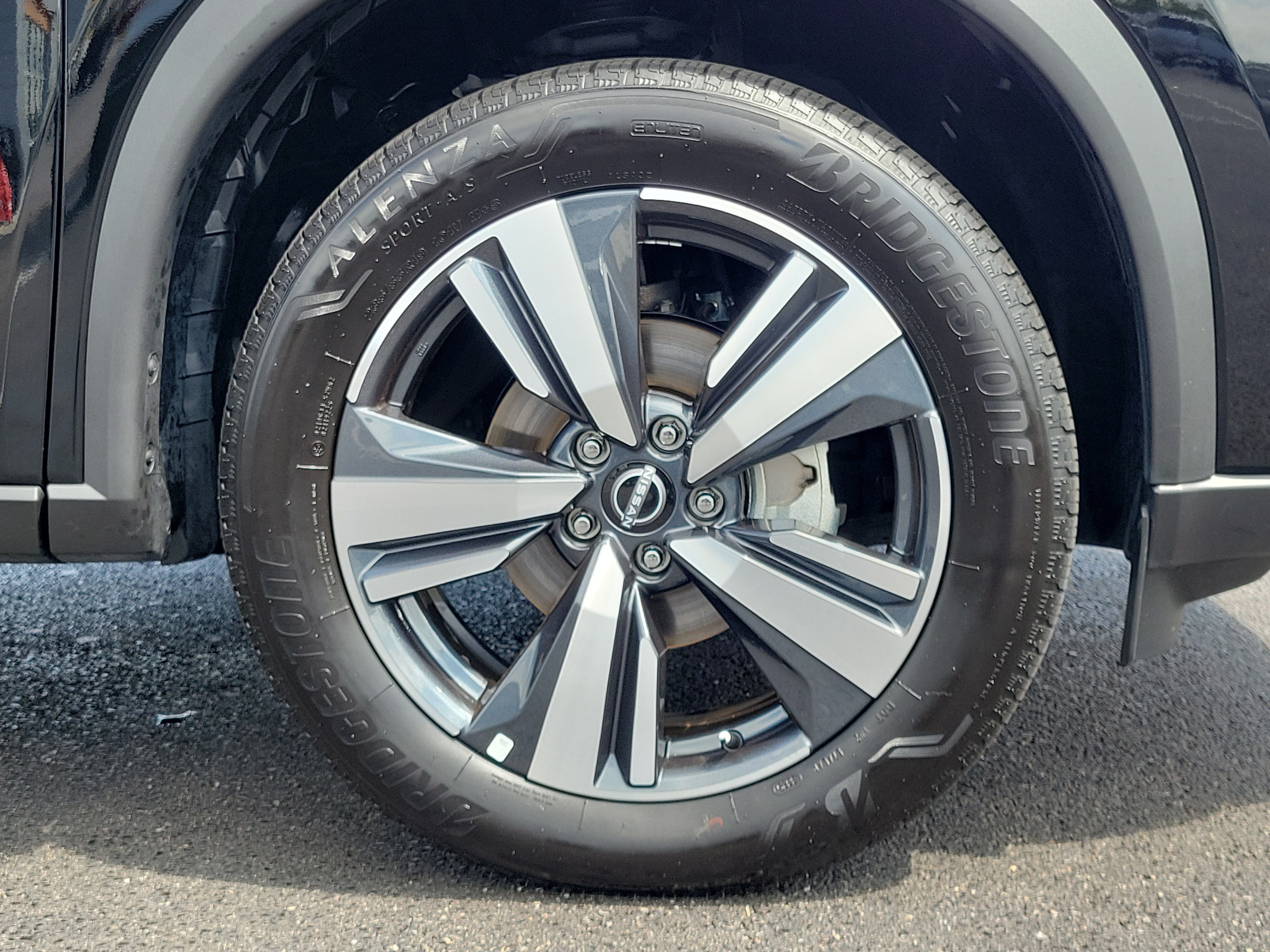 Used 2026 Nissan Rogue SL AWD/4WD image 5