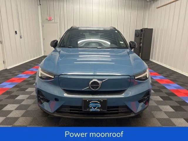 Used 2023 Volvo XC40 Recharge Ultimate w/ Protection Package Premier AWD/4WD image 8