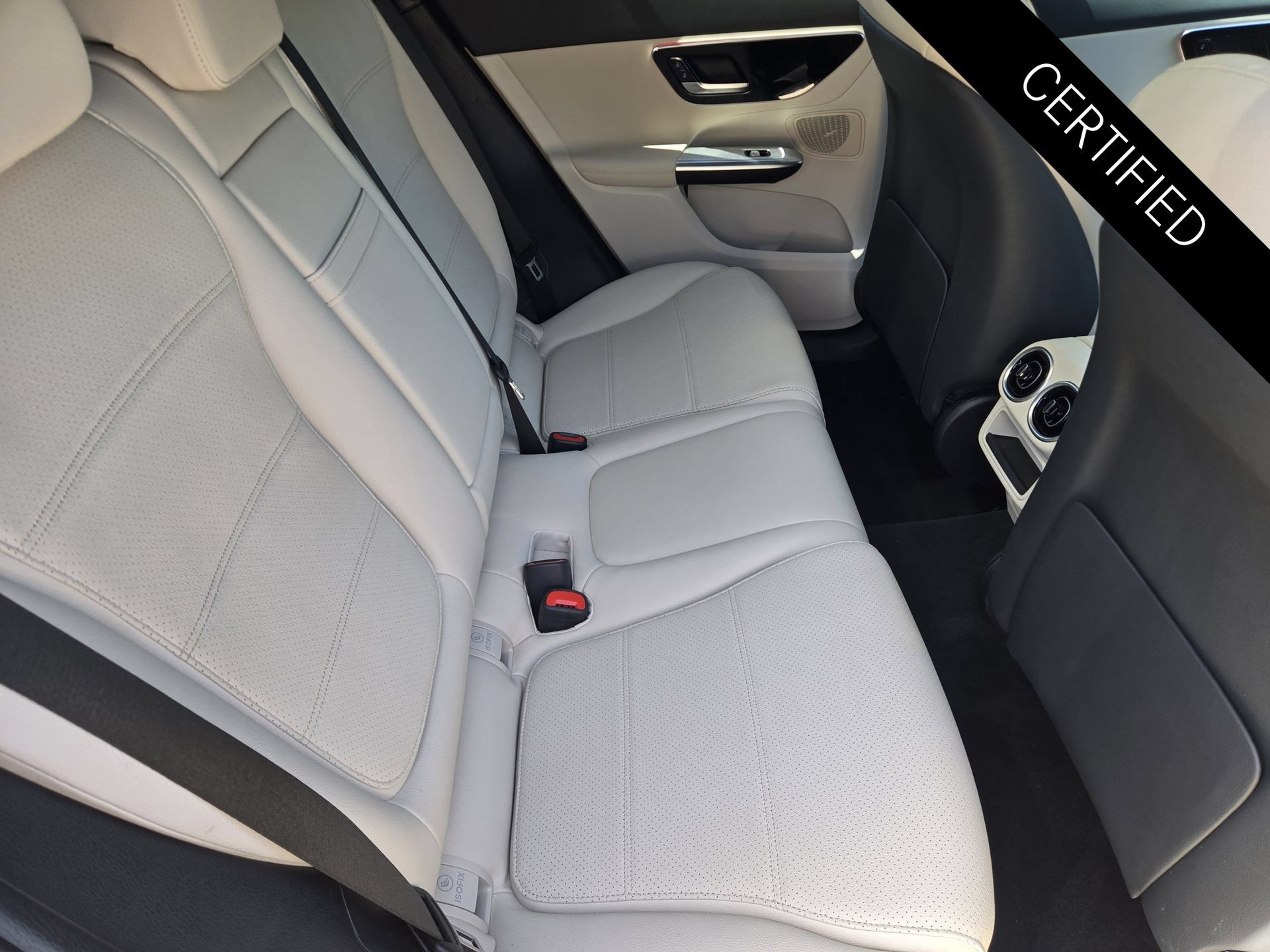 Certified 2026 Mercedes-Benz GLC 300 image 27