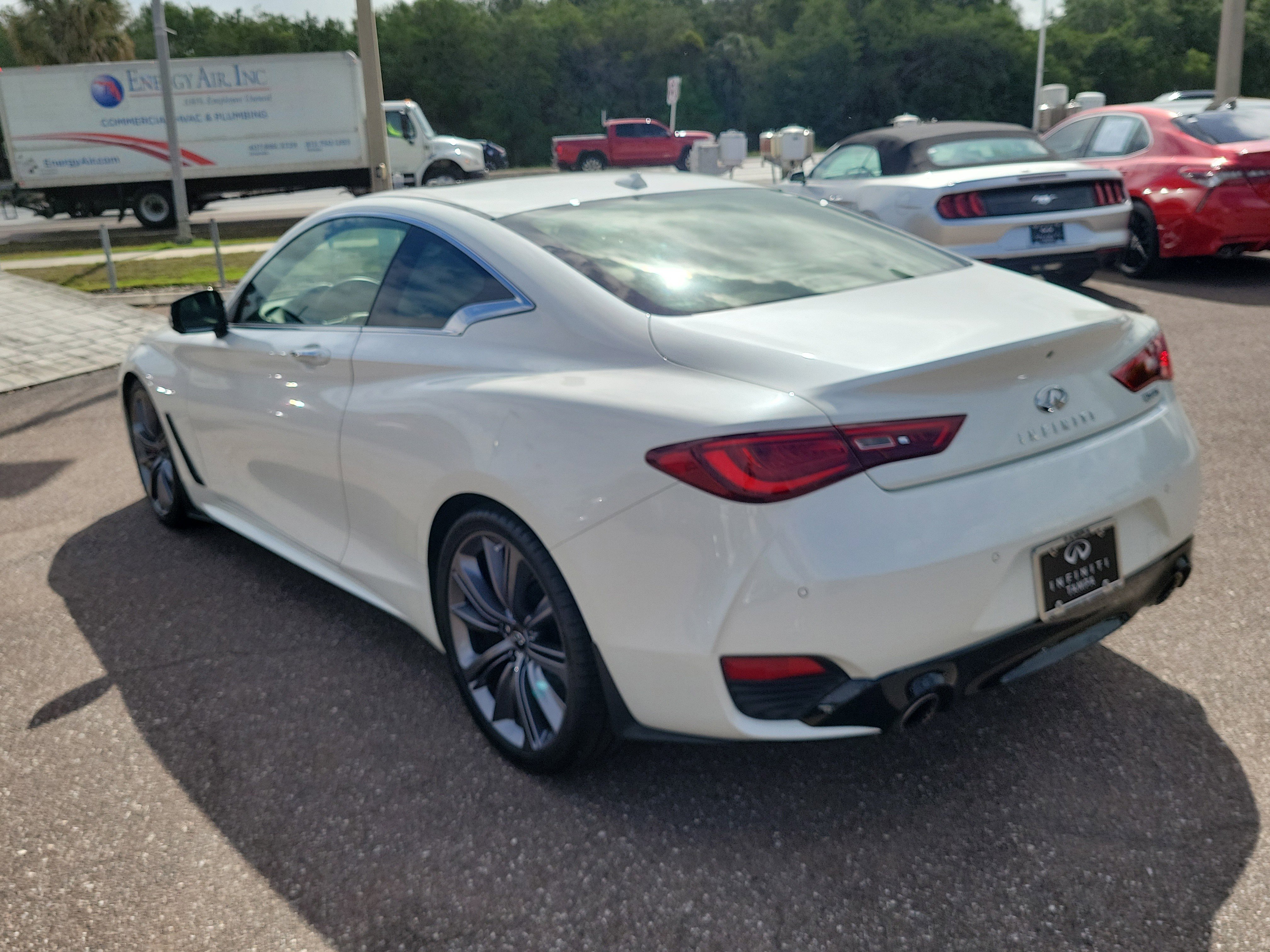 Certified 2022 INFINITI Q60 Red Sport 400 w/ Cargo Package image 4