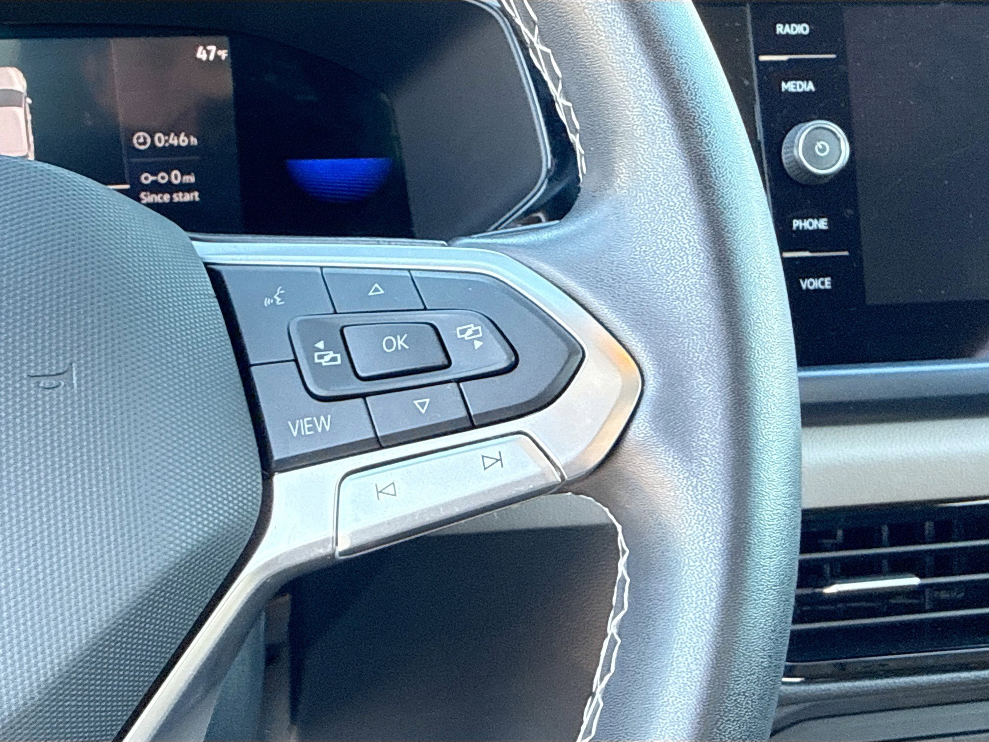 Used 2022 Volkswagen Taos SE image 36