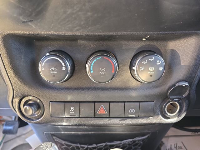 Used 2011 Jeep Wrangler Unlimited Sahara w/ Trailer Tow Group image 22