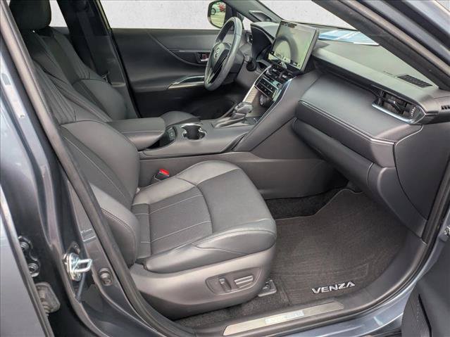 Used 2021 Toyota Venza Limited w/ Advanced Technology Package AWD/4WD image 19