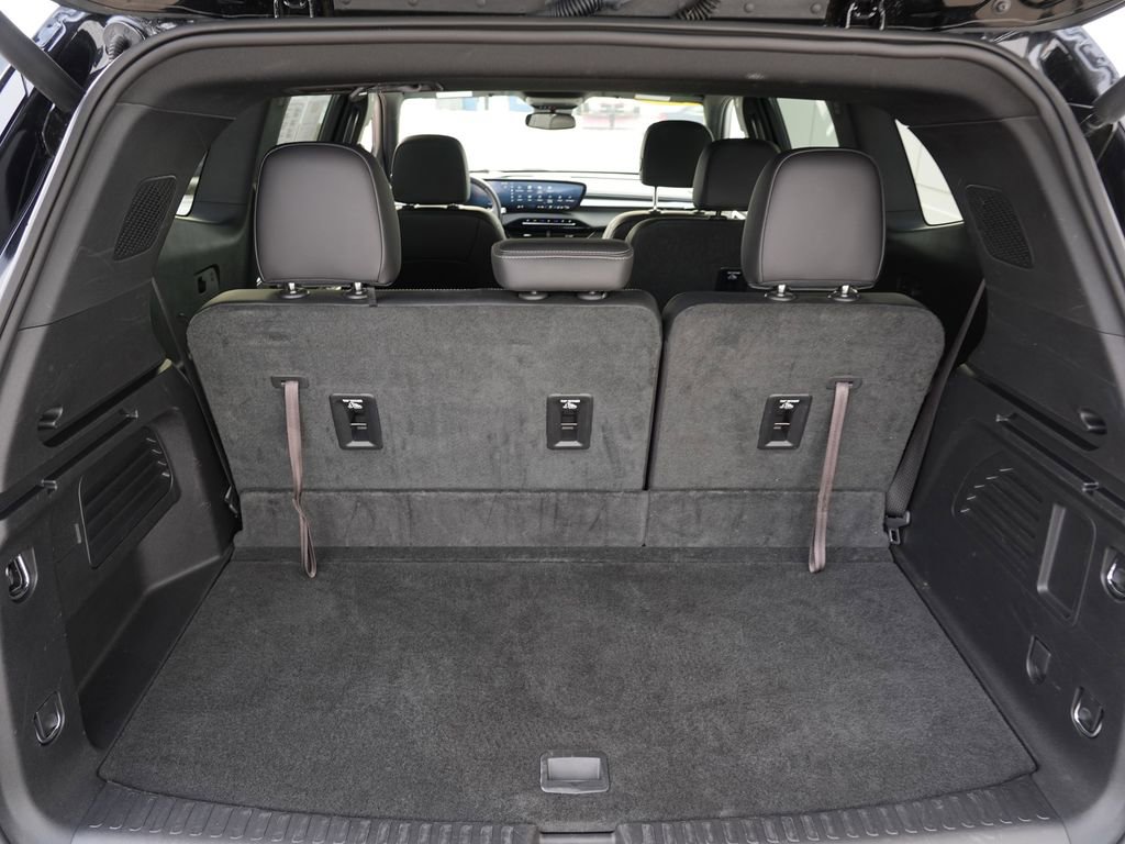 Used 2025 Buick Enclave Preferred image 26