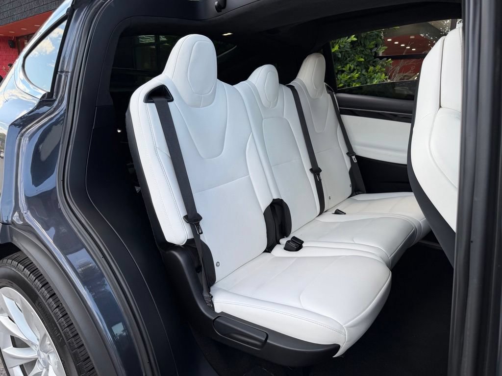 Used 2020 Tesla Model X Long Range AWD/4WD image 36