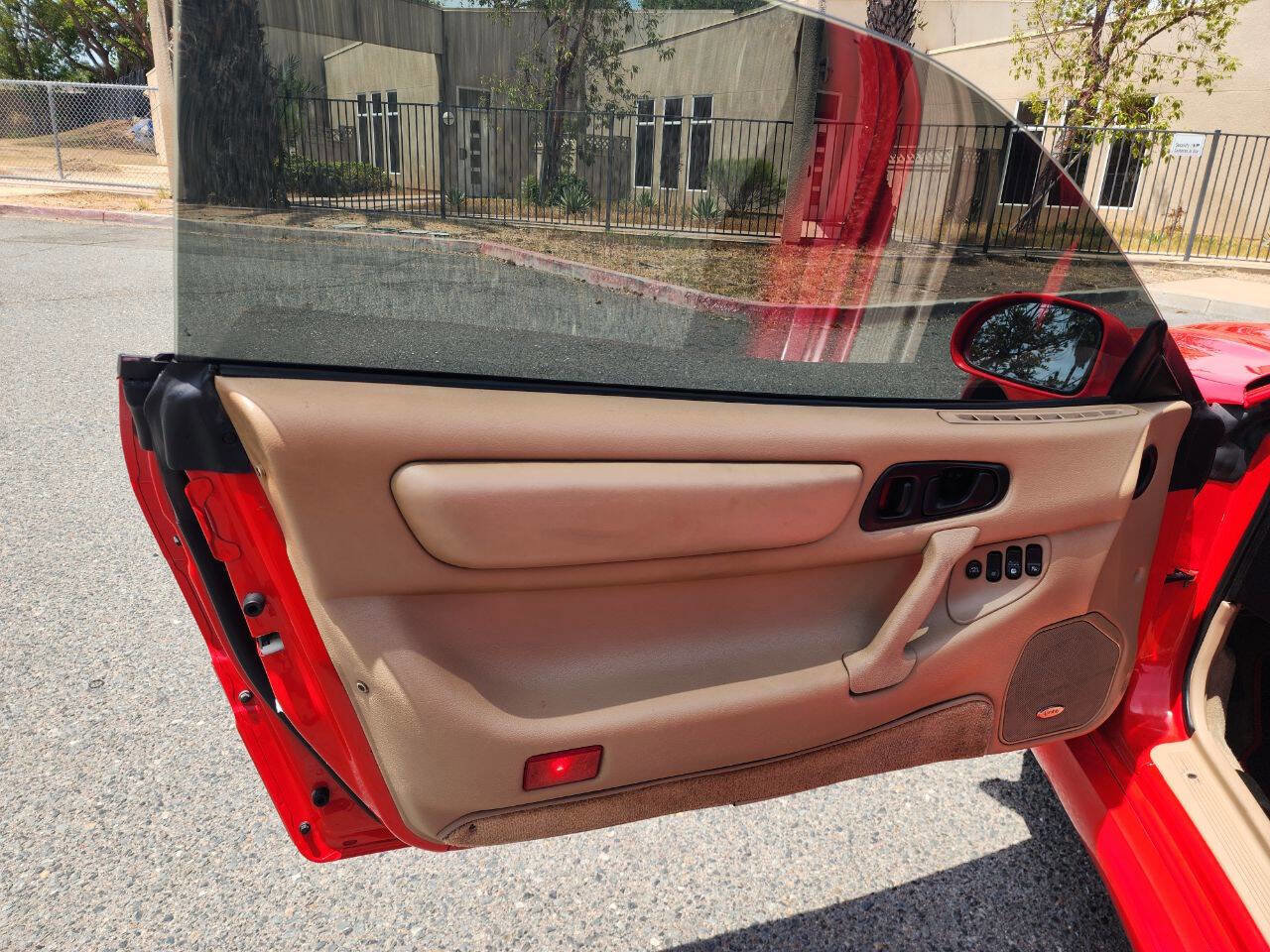 Used 1998 Mitsubishi 3000GT FWD image 27