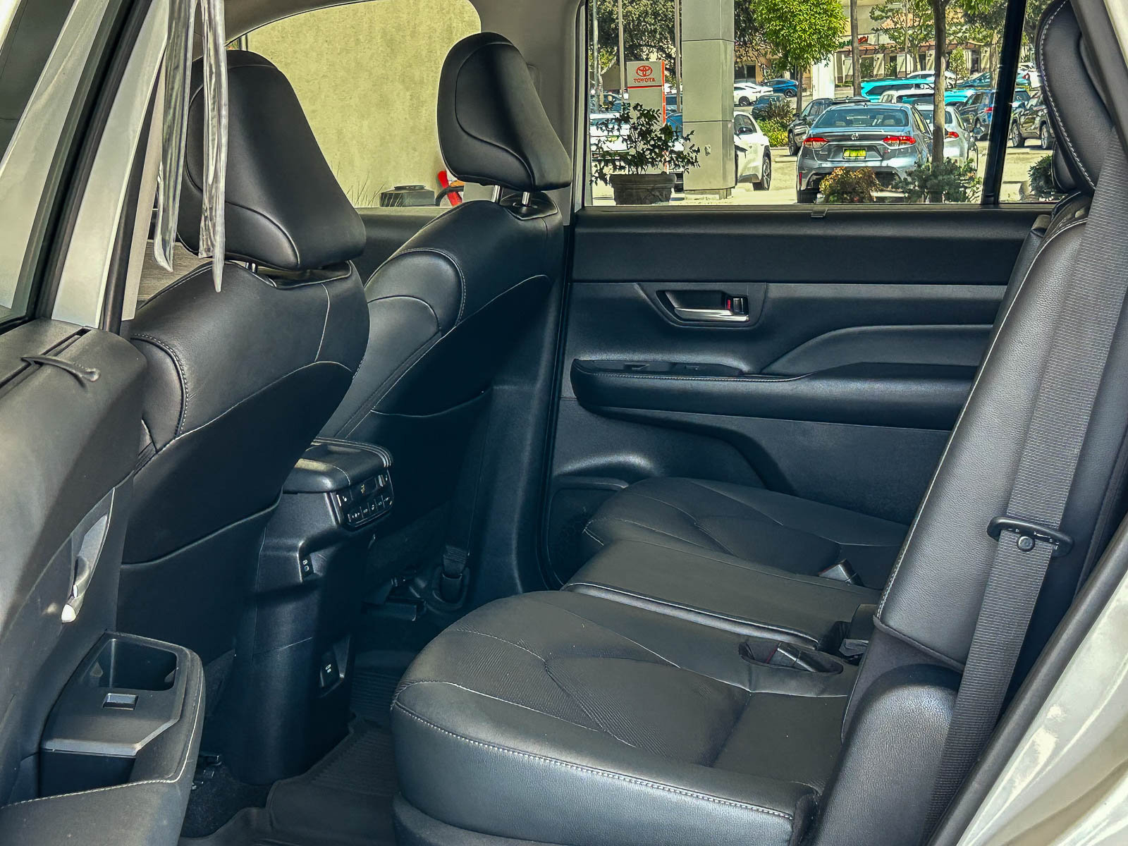Used 2024 Toyota Grand Highlander FWD image 18