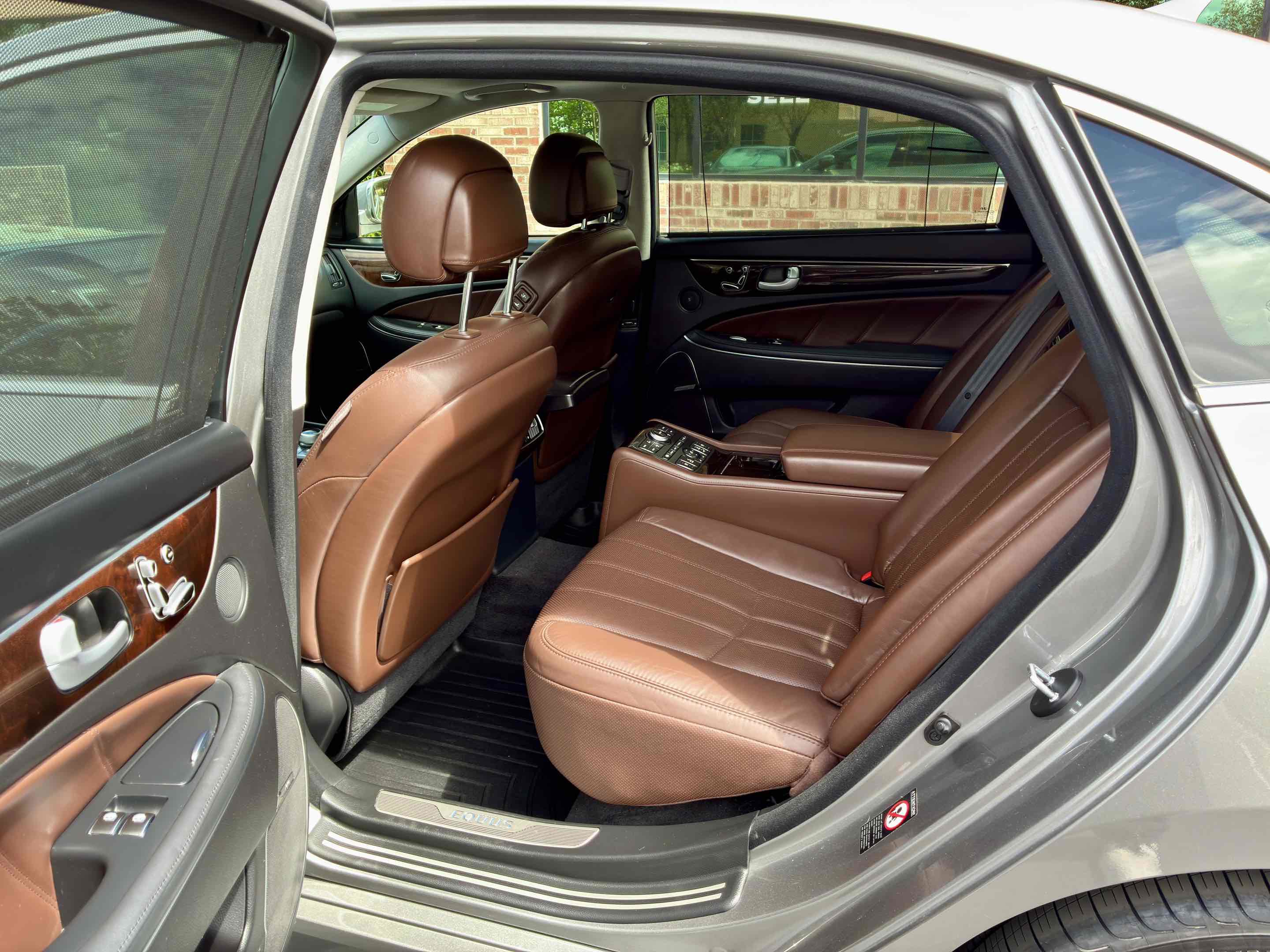 Used 2012 Hyundai Equus Ultimate RWD image 40