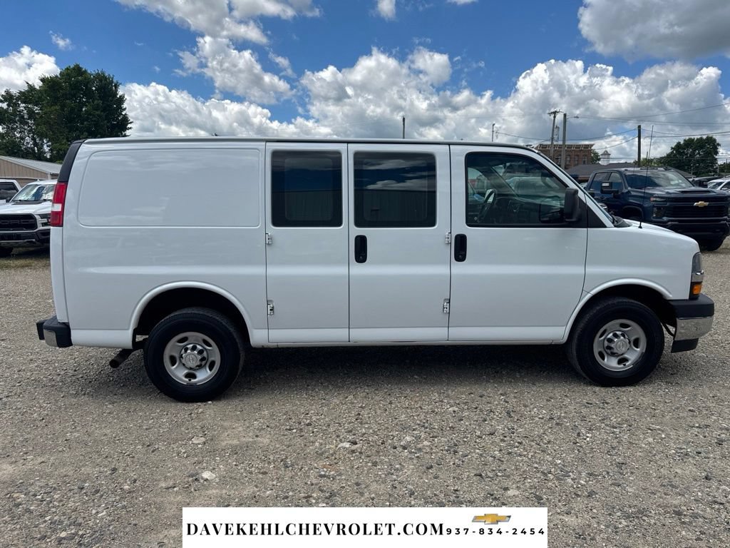 Used 2019 Chevrolet Express 2500 w/ Driver Convenience Package RWD image 7