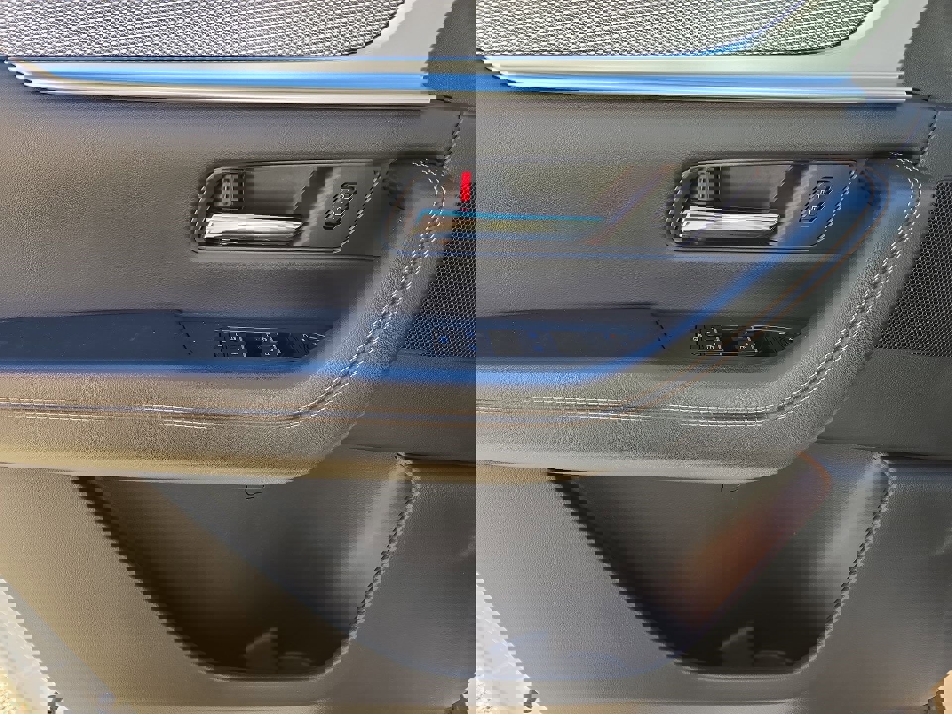 Used 2024 MAZDA CX-90 3.3 Turbo w/ Preferred Package image 15