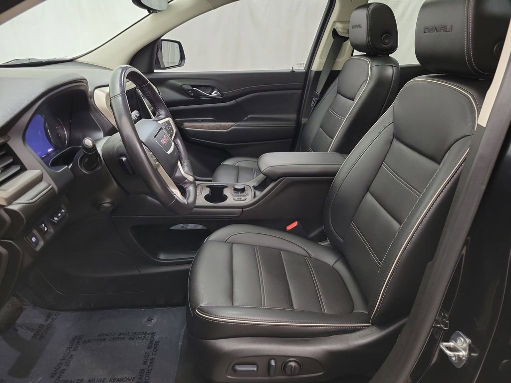 Certified 2022 GMC Acadia Denali w/ Denali Ultimate Package image 8