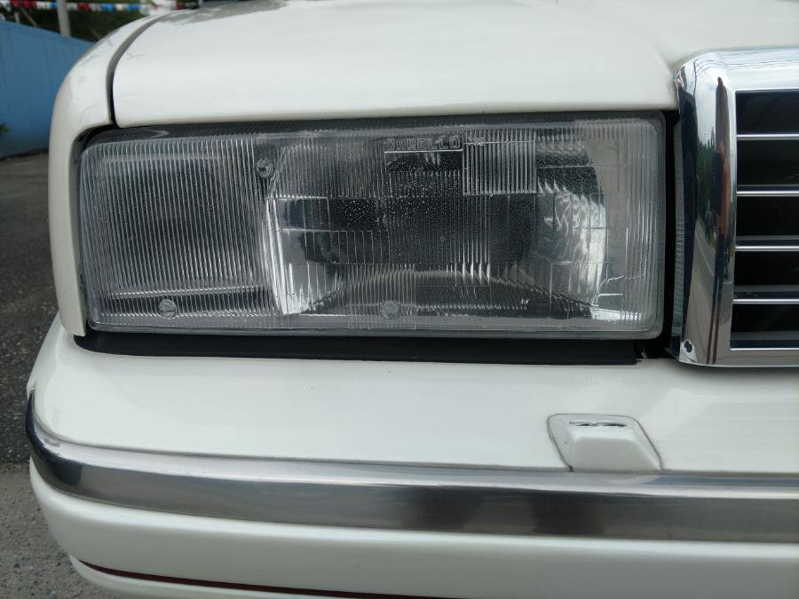 Used 1990 Cadillac Allante FWD image 34
