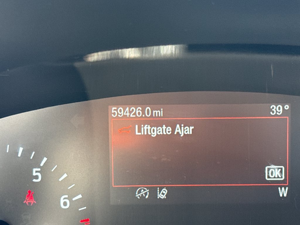 Used 2020 Ford Escape SE FWD image 32