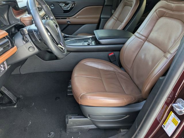 Used 2022 Lincoln Aviator Reserve w/ Elements Package Plus image 12