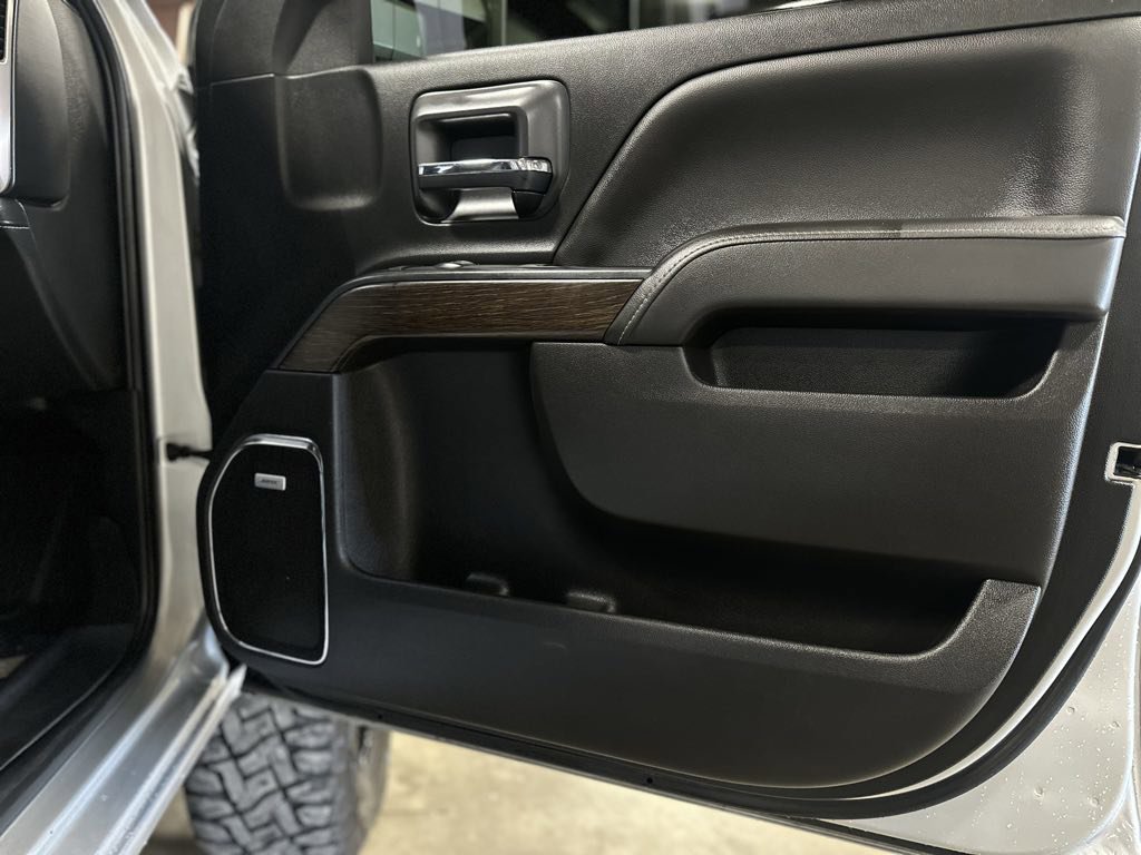 Used 2018 GMC Sierra 2500 Denali w/ Duramax Plus Package image 39