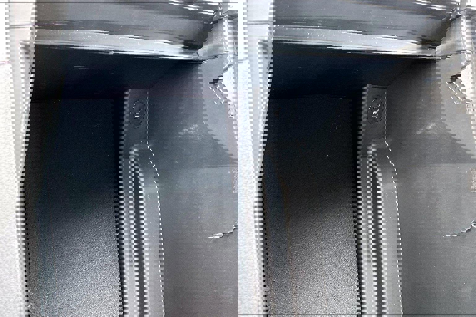 Certified 2025 Ford F150 Platinum w/ Equipment Group 702A High AWD/4WD image 33