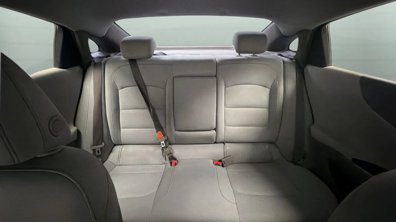 Used 2017 Chevrolet Malibu LS FWD image 19