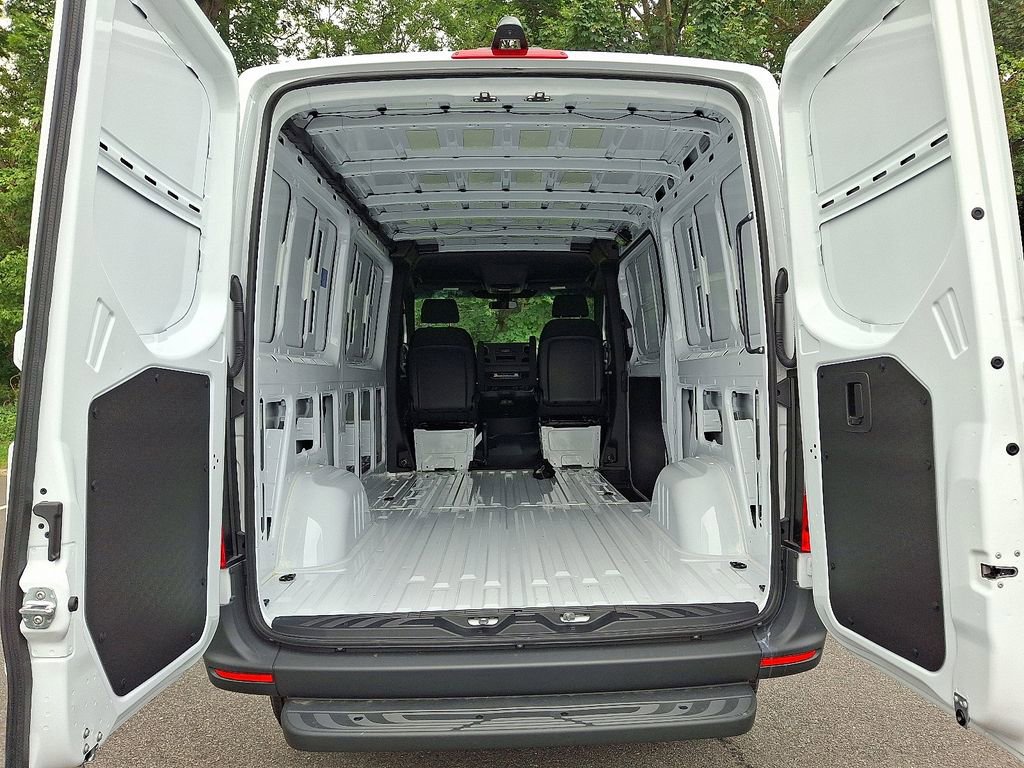 New 2025 Mercedes-Benz Sprinter 2500 image 19