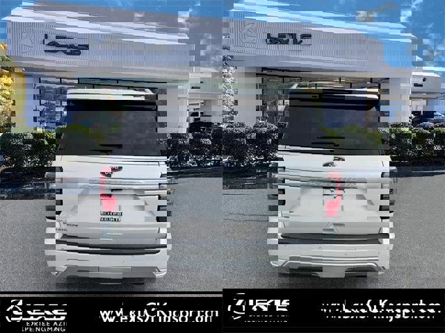 Used 2019 Ford Expedition Platinum image 4