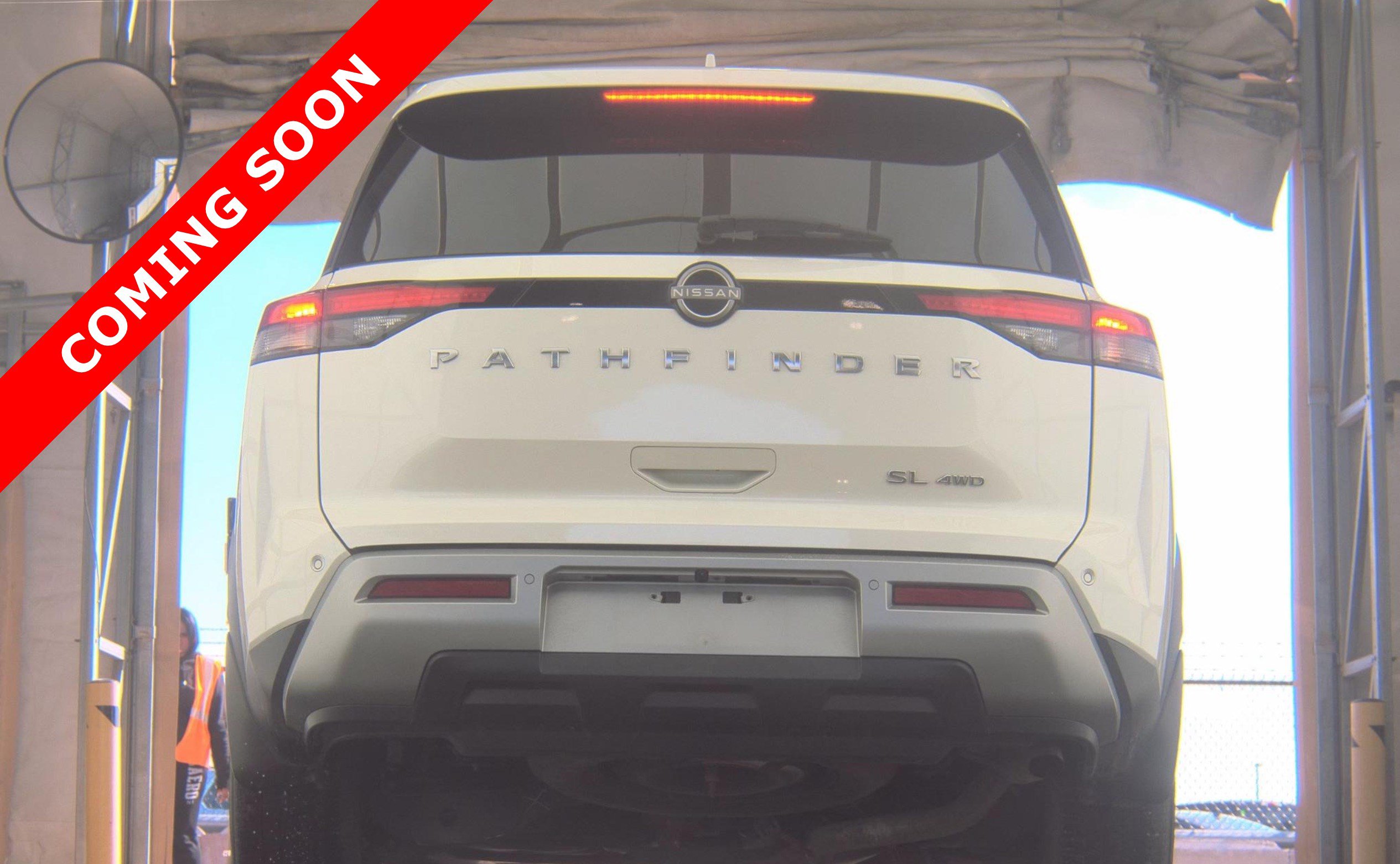 Used 2023 Nissan Pathfinder SL AWD/4WD image 4