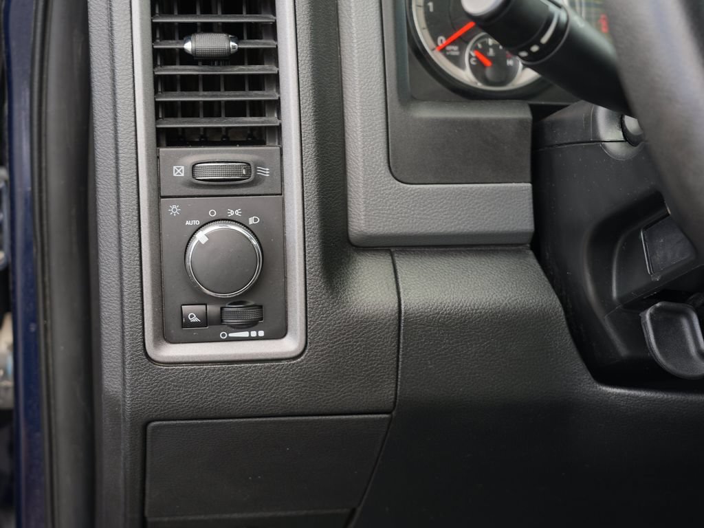 Used 2017 RAM 1500 Tradesman w/ Power & Remote Entry Group RWD image 16